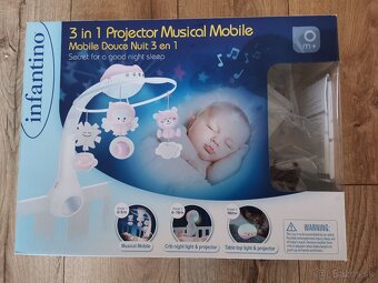 Kolotoč nad postieľku - 2