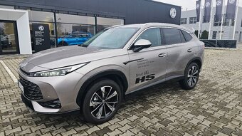 MG HS ICE Exclusive 1,5T 7AT - 2