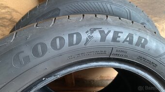 215/55 r17 Good Year letne - 2