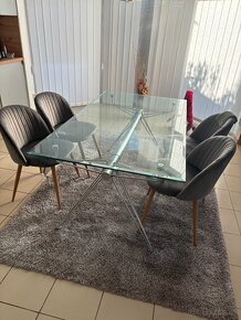 Predám sklenený jedálenský stôl - 2