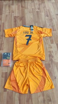 Nový detský dres Real Madrid - Viní jr - 2