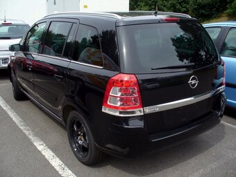 Rozpredam opel zafira b - 2