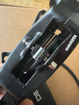 SRAM DB8 kotúčová brzda predná - 2