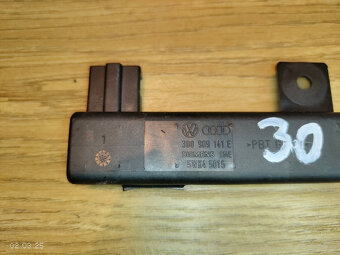 antena touareg 3d0909141e 30€ - 2