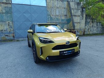 Toyota Yaris Cross Hybrid 4x4 rok 2021, najeto: 34.122 km - 2
