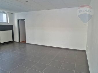 PRENÁJOM komerčné priestory - kancelária+sklad 138 m2 Prievi - 2