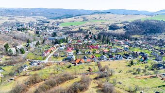 PREDAJ : krásna vila v Banskej Štiavnici na slnečnom pozemku - 2