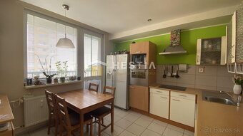 Dohoda možná NA PREDAJ pekný 3-izb. byt, vyhľadávaná lokal - 2