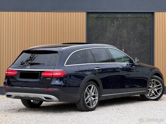 Mercedes-Benz E400 d 4Matic Multibeam, Pano, Burmester, 360 - 2