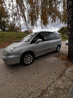 Peugeot 807 - 2
