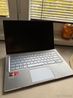 predam Asus Notebook AMD - 2