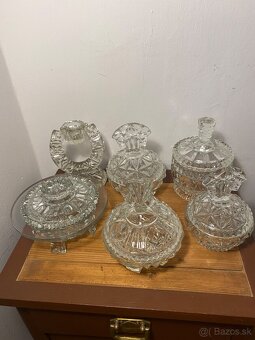 Sklenene dozy a svietniky - 2
