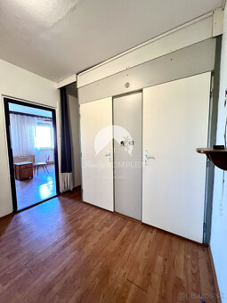 Reality KOMPLEX s.r.o. ponúka na PREDAJ 1 izbový byt v Komár - 2