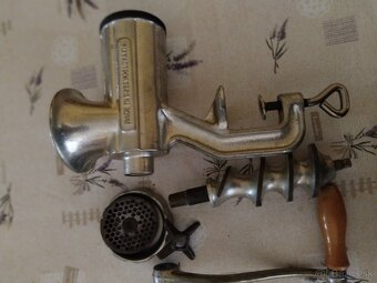 Mlynček na mäso č.10 - 2