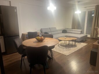 Moderný 2 izbový byt s veľkou záhradkou - 2