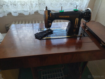 Predám funkčný šijací stroj - 2