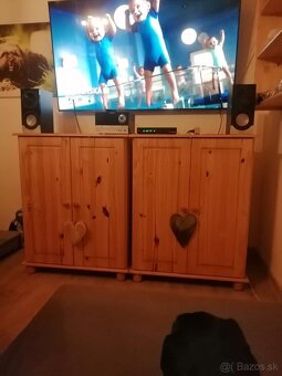 Predám nábytok z masívnej borovice – 2 diely - 2