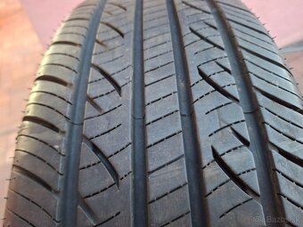 Celoročné pneu Nexen 215/70/16 100H - 2