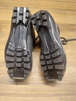 Predám topánky na bežky č.35 - 2