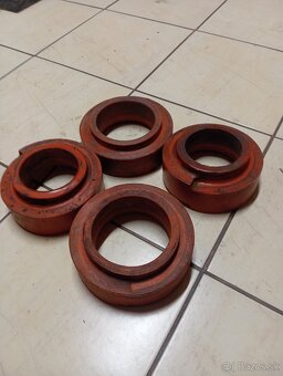 Podložky pod struny 5cm - 2