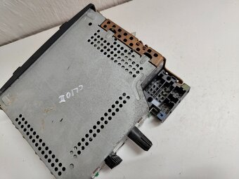 autorádio renault clio 2 8200113800 30€ - 2