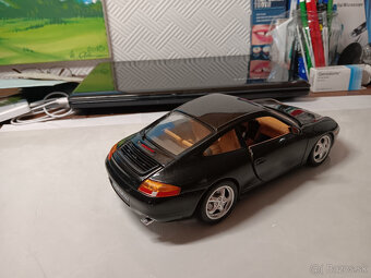 modely porsche 1:18 - 2