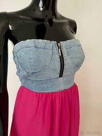 Riflové šaty so šifónovou sukňou - 2