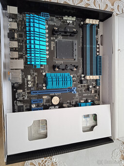 ASUS M5A97 R2.0 - 2