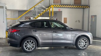 Alfa Romeo Stelvio 2.0 GME AWD Sr1 dph - 2