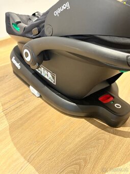 Autosedačka + isofix: Lionelo Astrid i-Size Set Black Grey - 2