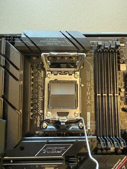 ASUS ROG STRIX B650E-F GAMING WIFI - 2