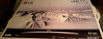 LG 49UJ670V 4K UHD SMART TV - 2