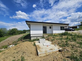 Novostavba 4 izb.rod.domu,typ bungalov-Budatínská Lehota - 2