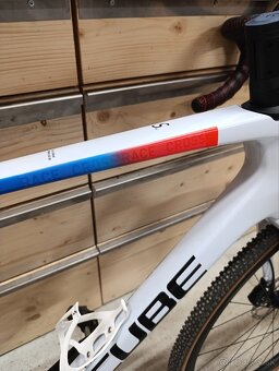 Cube cross race - 2
