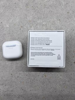 Apple AirPods 4 s aktívnym potlačením hluku - 2