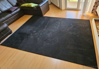 Cierny tmavy koberec IKEA 200x300 cm (2x3 m) - 2