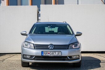 Volkswagen Passat b7 Variant 2.0 TDI Highline - 2