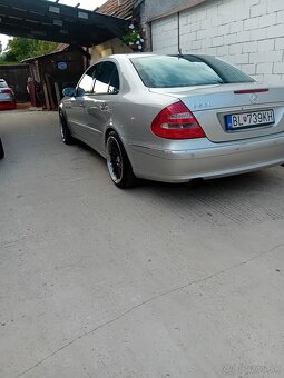 Mercedes Benz E 500 - 2