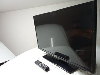 Samsung 32", Smart TV, Full HD 1920x1080, 100Hz, LAN - 2