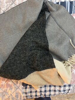 Predám balík oblečenia - 2