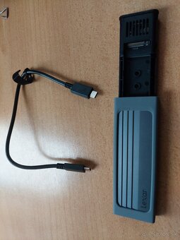 Predám čítačku M2 NVME - 2