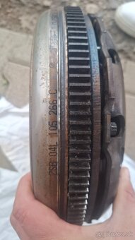 Predám originálnu spojkovú sadu + dvojhmotový zotrvačník - 2