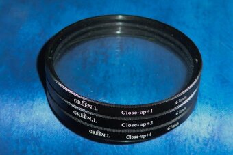 Šošovky na macro s priemerom 67mm a UV filter 62mm. - 2