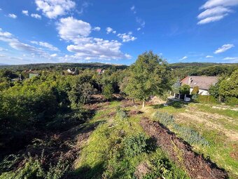 Predaj, EXKLUZÍVNE, pozemok 1302m² na Zobore, Fialková-Nitra - 2