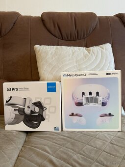 Meta Quest 3 (512 GB) + strap BOBOVR S3 Pro + príslušenstvo - 2