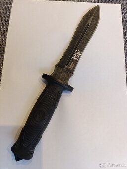 Predám bojový nôž KIZLYAR - 2