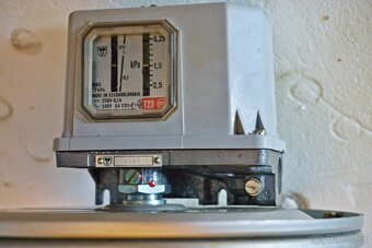 Regulátor tlaku  0,25-2,5 KPa - 2