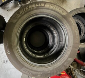 215/65 r17 letné Michelin - 2