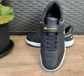 Champion č. 35 - tenisky TOP stav - 2