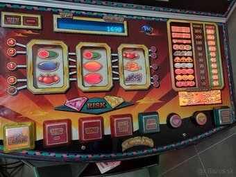 Predam vyherny hraci automat - 2